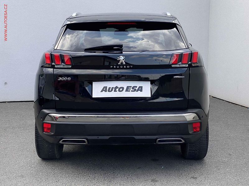 Peugeot 3008 (2020) 1.2 PT, GT Line, AT, LED - fotka 5 z 20