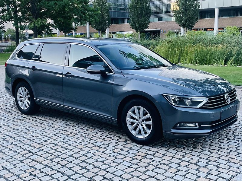 Volkswagen Passat 2.0TDI MANUÁL VÝHŘEV KAMERA - fotka 9 z 47