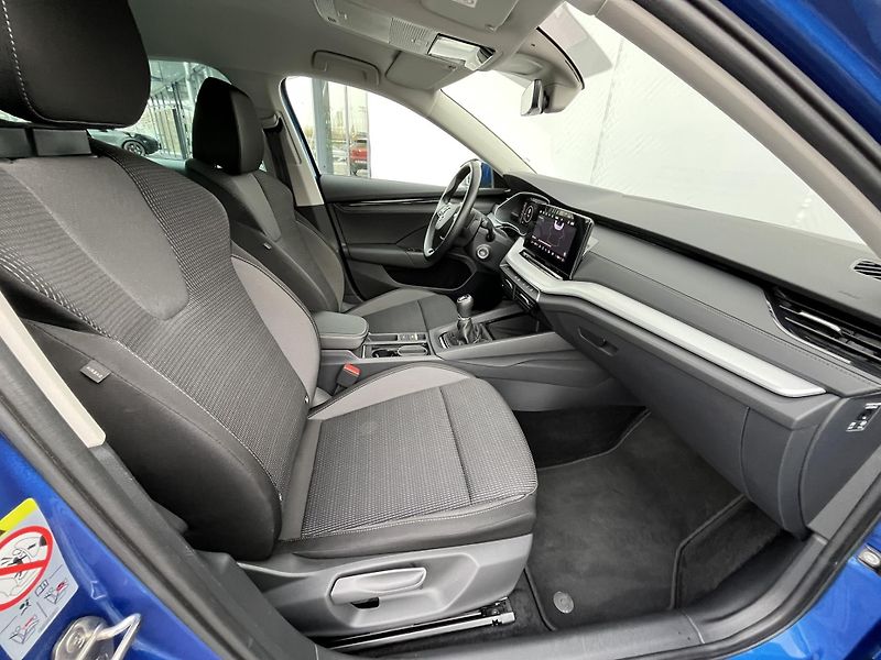 Škoda Octavia 2.0TDi 85kW Selection - fotka 12 z 23