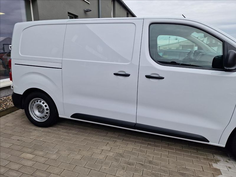 Opel Vivaro 1.5 CDTI 88kW,původ ČR,1.Maj. - fotka 39 z 50