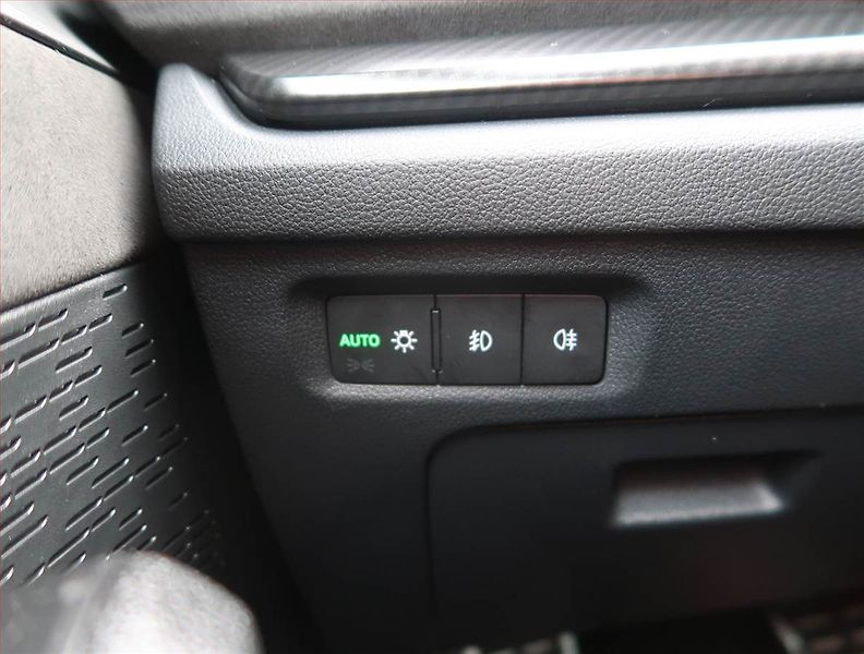 Škoda Octavia (2024) RS 2.0 TDI 4x4 - fotka 20 z 27