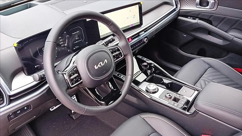 Kia Sorento 2,2 CRDI 8DCT TOP - fotka 6 z 12