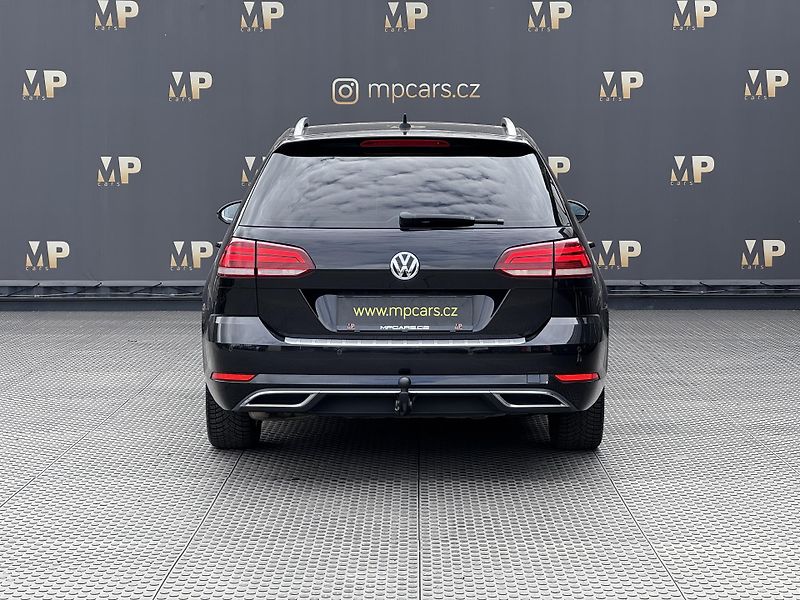 Volkswagen Golf (2017) VII 1.4TSi MAN Highline, RZV - fotka 9 z 51