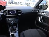 Peugeot 308 (2017) 1.2 PureTech, Serv.kniha, Navi - náhled 8