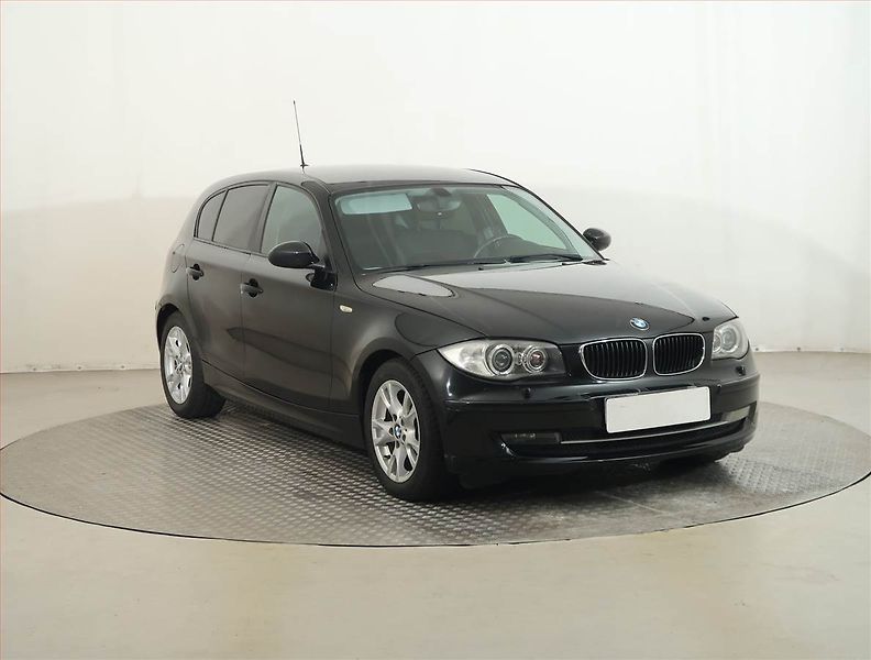 BMW Řada 1 (2008) 116i, Serv.kniha, Xenony - fotografie inzerátu