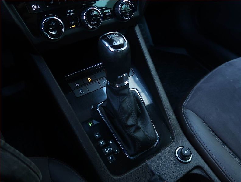 Škoda Octavia (2019) Laurin&Klement 2.0 TDI, 4X4 - fotka 13 z 30