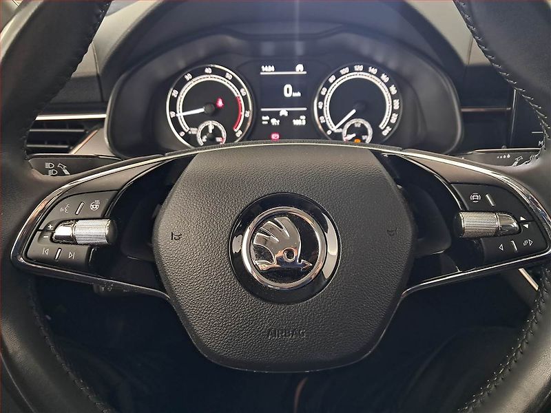 Škoda Kamiq (2021) Style Plus 1.0 TSI - fotka 17 z 19