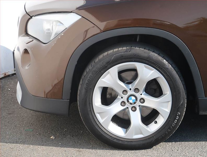 BMW X1 (2013) xDrive18d, 4X4, Automat - fotka 15 z 19