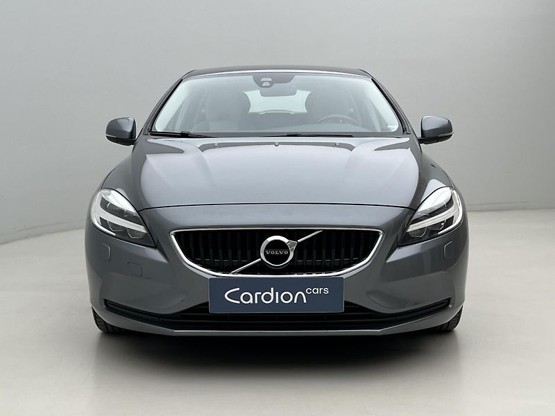 Volvo V40 D2 MOMENTUM MAN - fotka 13 z 38