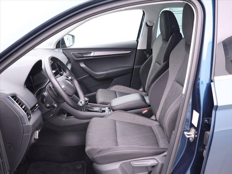 Škoda Karoq 2,0 TDI 110kW DSG 4x4 Style DP - fotka 11 z 34