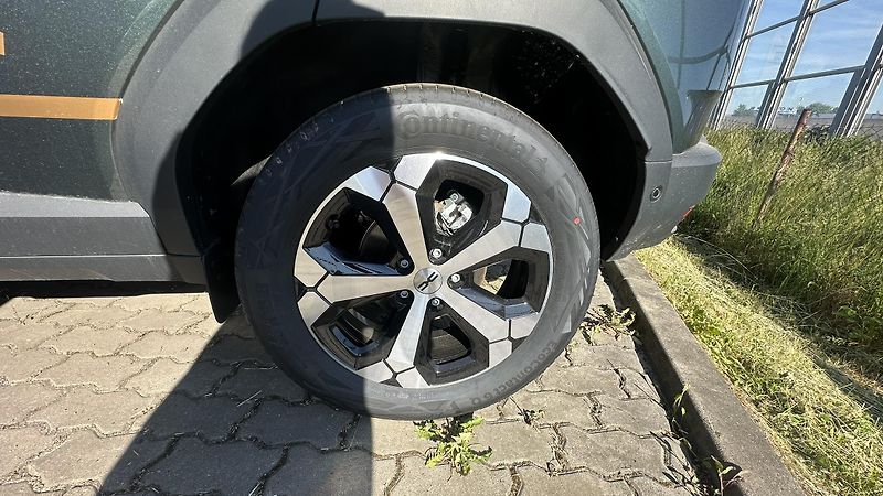 Dacia Duster (2026) DEMO Journey Eco-G 120 - fotka 6 z 16