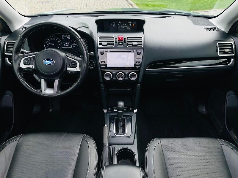 Subaru Forester 2.0i 1.MAJITEL TAŽNÉ SERVISKA - fotka 23 z 48