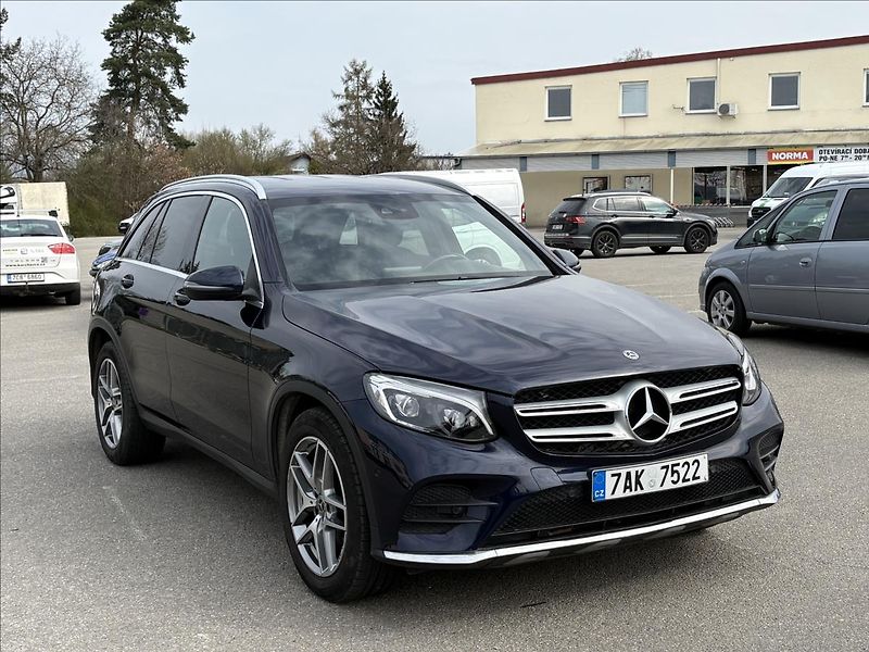Mercedes-Benz GLC 2,0 250i 155kW 4M,AMG,Led,Navi - fotka 39 z 40