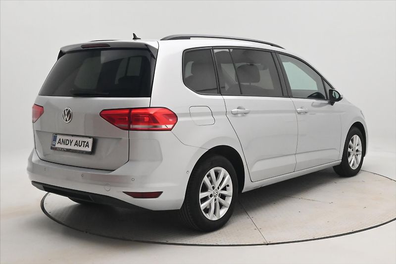 Volkswagen Touran 1,6 TDI 85kW Navi Senzory - fotka 5 z 30