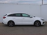 Hyundai i30 (2021) Family 1.5 DPI, Serv.kniha - náhled 6