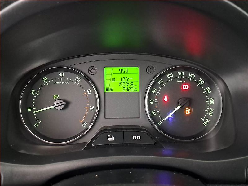 Škoda Roomster (2010) 1.2 TSI, po STK, jezdí výborně - fotka 11 z 16
