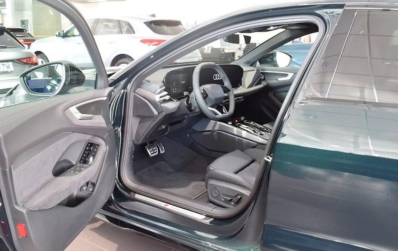 Audi A5 2.0 e-hybrid Q 360k Panorama - fotka 4 z 7