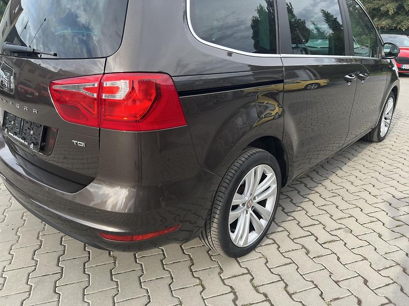 Seat Alhambra (2014) 2,0TDi DSG Style MAX VÝBAVA!!! - fotka 10 z 77