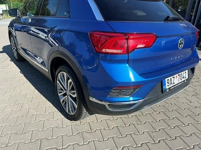 Volkswagen T-Roc 1,6TDi Bohatá výbava rezervace - fotka 7 z 59