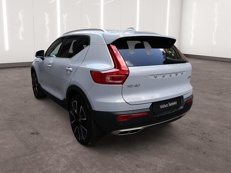 Volvo XC40 (2020) D3 AWD Inscription - fotka 2 z 24