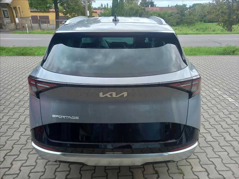 Kia Sportage 1,6 T-GDi GPF 4x2 TOP (2027) - fotka 4 z 6