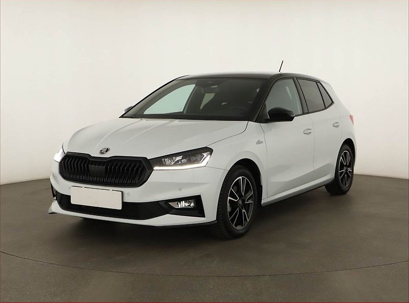 Škoda Fabia (2025) 1.0 TSI, Monte Carlo, FullLed - fotka 2 z 13