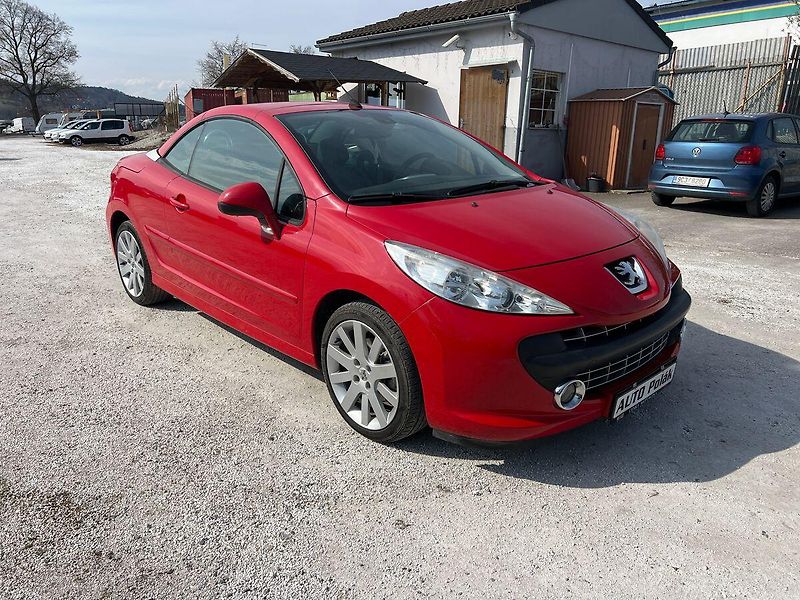 Peugeot 207 1.6 HDI - fotka 2 z 13