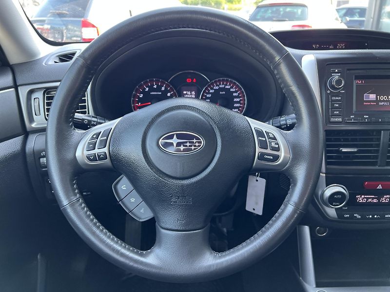 Subaru Forester 2.0i LPG 4x4 KLIMA KAMERA ALU - fotka 15 z 42