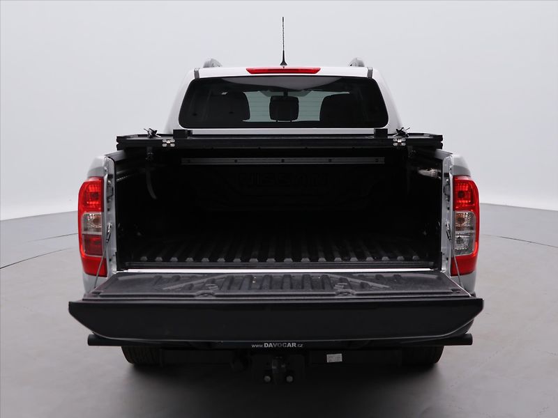 Nissan Navara 2.3 dCi 140kW Automat CZ Tekna - fotka 9 z 36