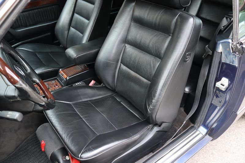 Mercedes-Benz 124 E320 CABRIO 162kW - fotka 22 z 50