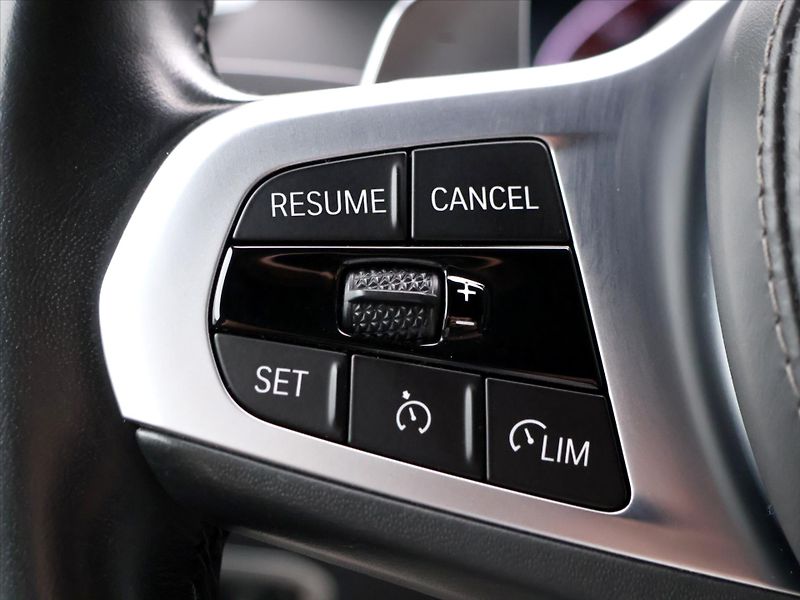 BMW X5 3,0 30d 195kW M-sport CZ DPH - fotka 27 z 50