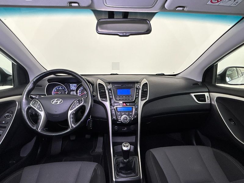 Hyundai i30 Hatchback - fotka 5 z 27
