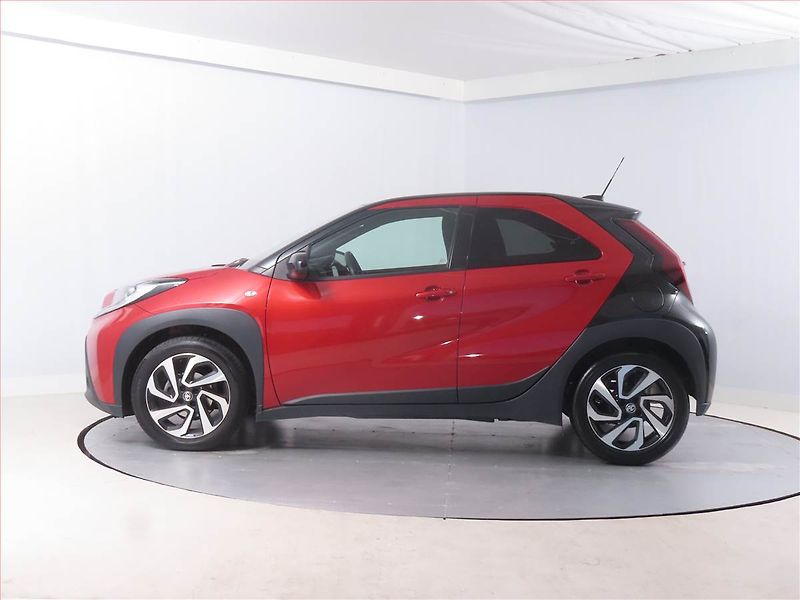 Toyota Aygo (2023) 1.0 VVT-i, Automat, ČR,1.maj - fotka 3 z 15