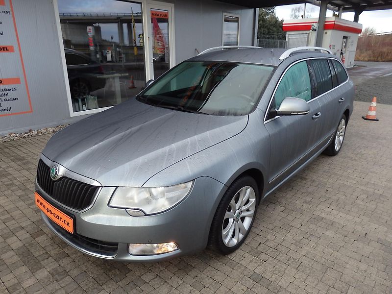 Škoda Superb 2.0 TSI 147 kW DIGI. KLIMA - fotka 2 z 28