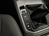 Volkswagen Golf Sportsvan 1,4   TSI 92kW,SERVISKA,2.MAJ - náhled 19