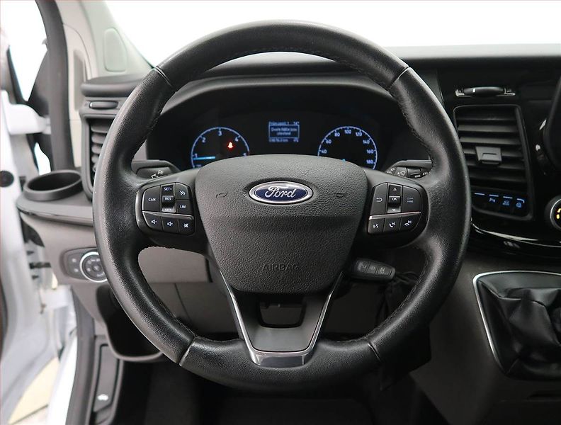 Ford Tourneo Custom (2021) Trend 2.0 EcoBlue mHEV, 1Maj - fotka 17 z 19