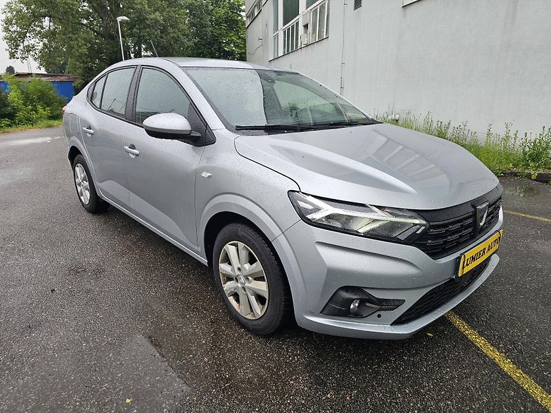 Dacia Logan (2022) 1.0i - fotka 7 z 18