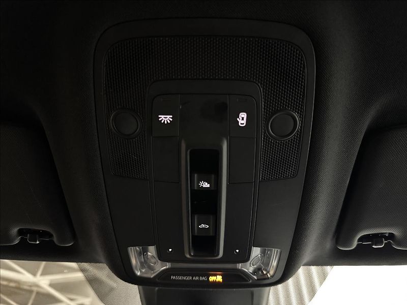 Audi Q3 45TFSI Quattro Pano - fotka 29 z 41