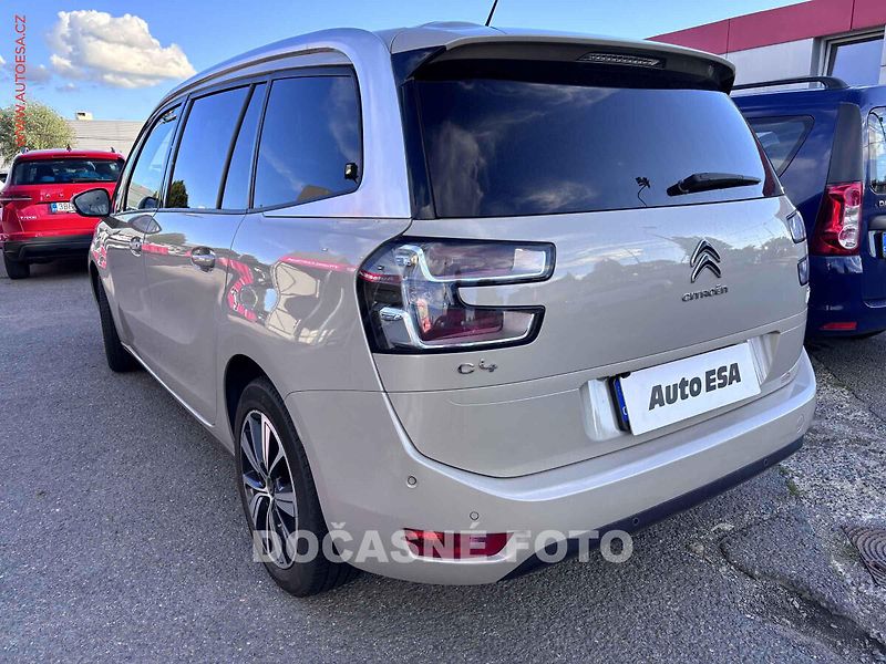 Citroën Grand C4 Picasso (2018) 1.6HDi, ČR, Feel, AT, autoAC - fotka 2 z 3
