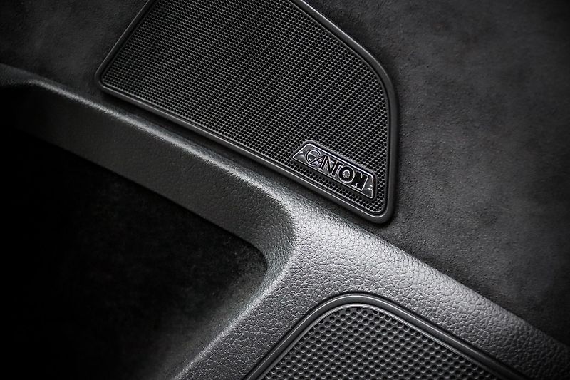 Škoda Superb 2.0 TSI 162 kW DSG Sportline - fotka 40 z 50