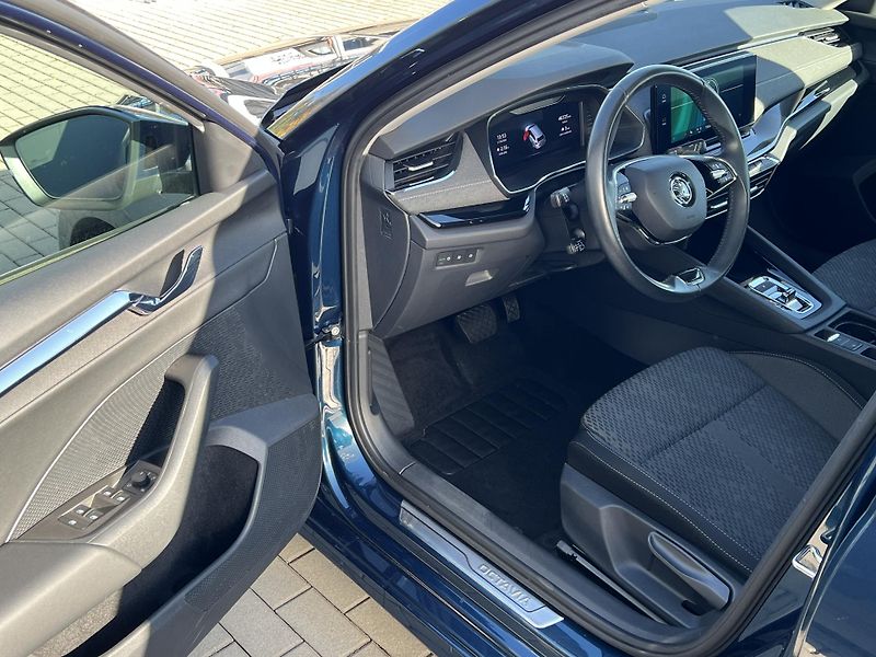 Škoda Octavia 1,5TSi 110kW STYLE DSG - fotka 9 z 37