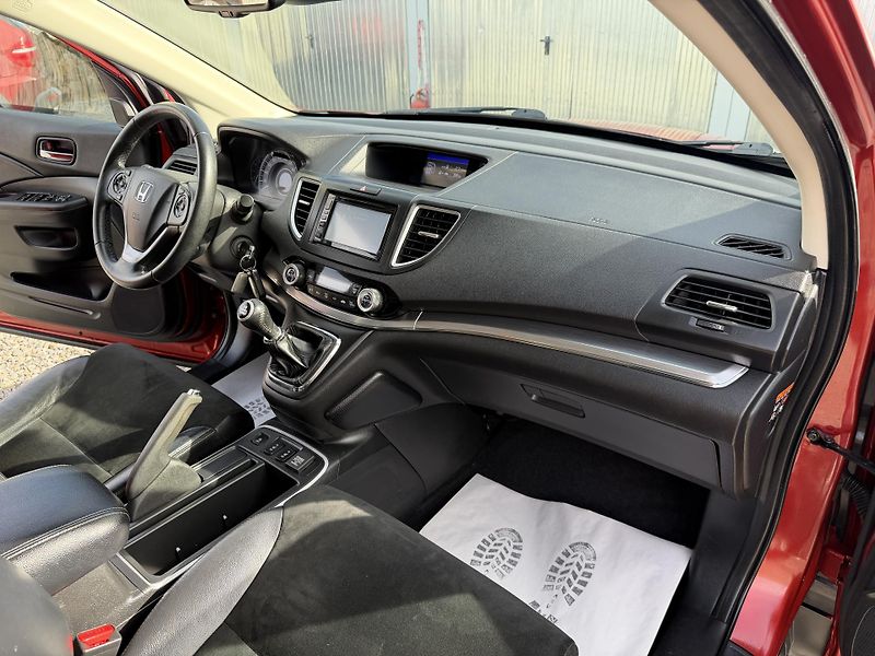 Honda CR-V 1.6CT-Di 4x4 160PS ČR 145TKM!! - fotka 132 z 159