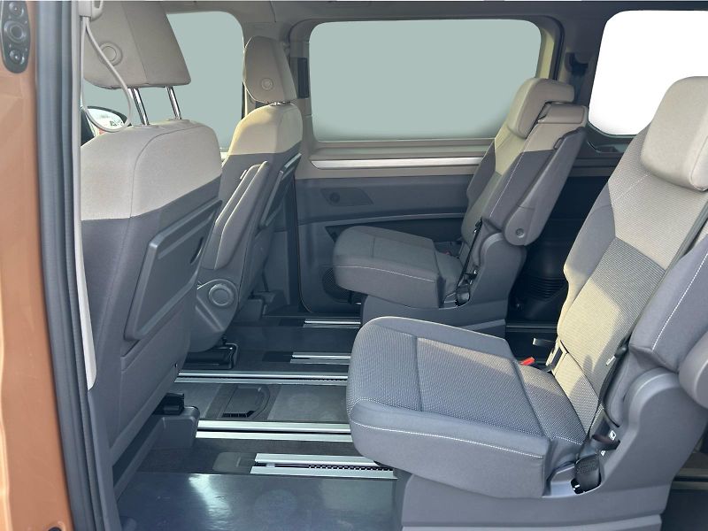 Volkswagen Multivan Long Life 2.0TDI 110kW DSG - fotka 12 z 25