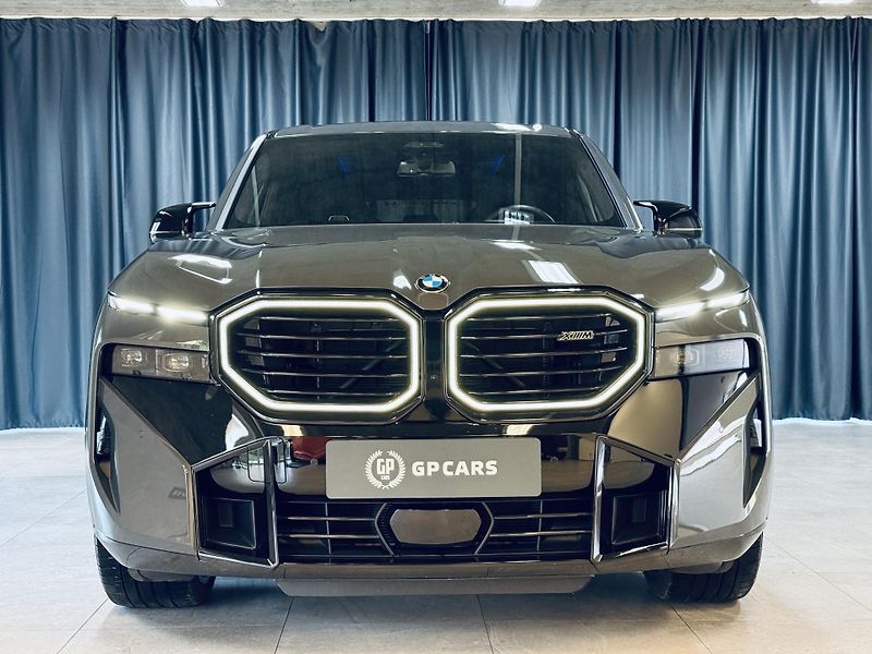 BMW XM (2024) 50e*3R.ZÁRUKA*SERVIS.ZDARMA.29 - fotka 2 z 45