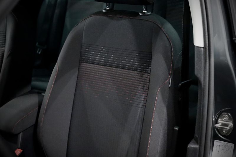Volkswagen Golf 7 FL Variant 1.4 TSI 92 kW DSG - fotka 12 z 33