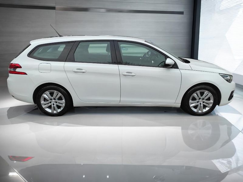 Peugeot 308 1,5 BlueHDi ACTIVE,ČR,Tažné - fotka 5 z 37