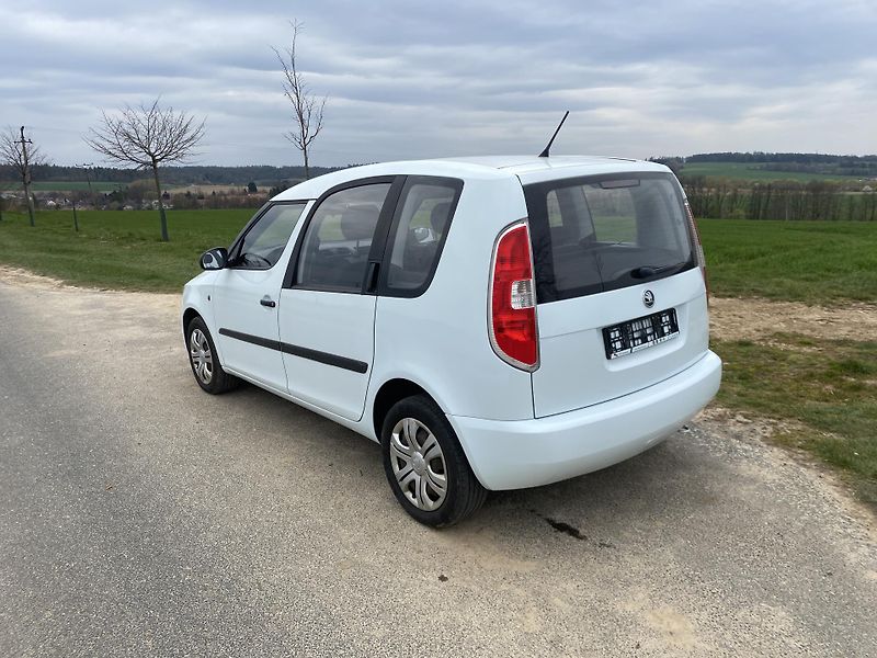 Škoda Roomster (2015) - fotka 7 z 15
