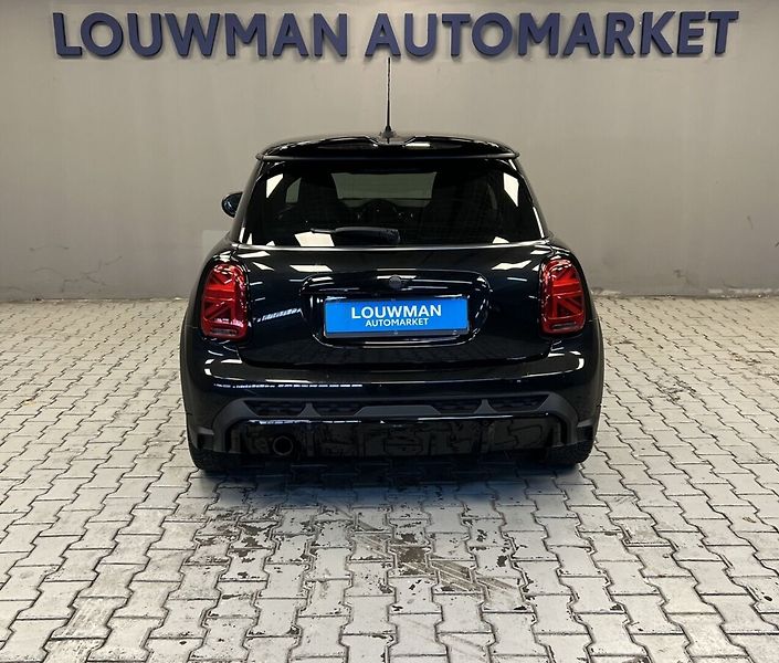 Mini Cooper - fotka 14 z 16