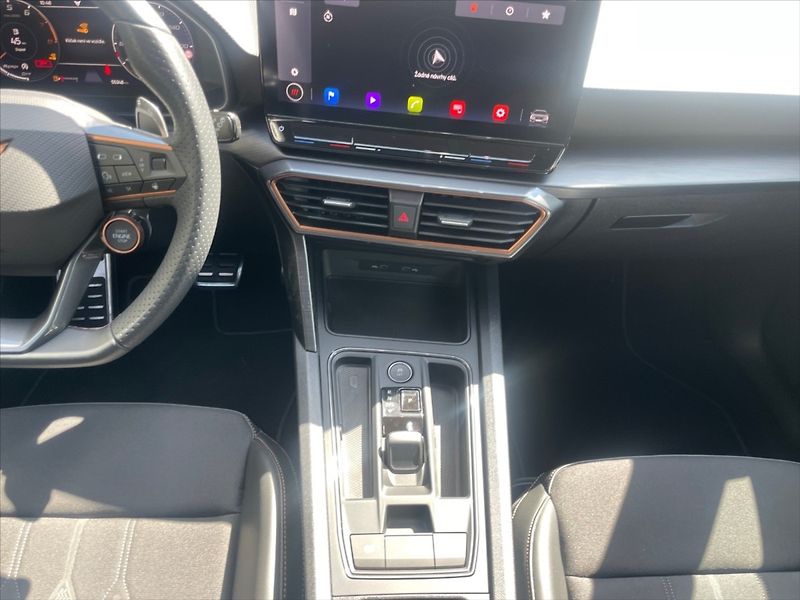 Cupra Leon 2,0 TSI VZ 228 4WD AT - fotka 10 z 11