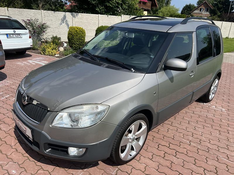 Škoda Roomster 1.9TDI 77KW,SCOUT,DIGI,PANORAM - fotka 3 z 41